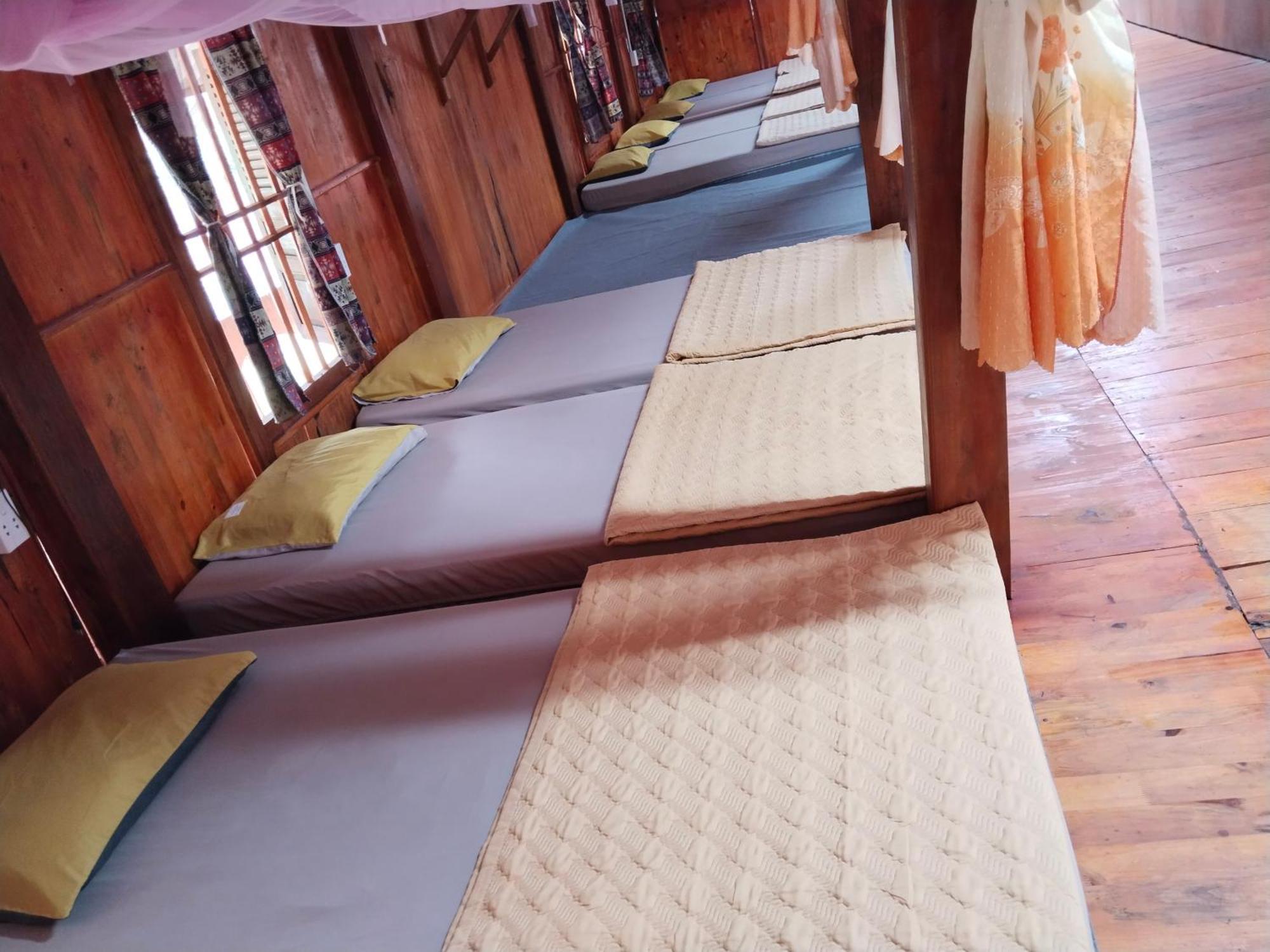 Tay Coc Pang Homestay Làng Cac Kamer foto