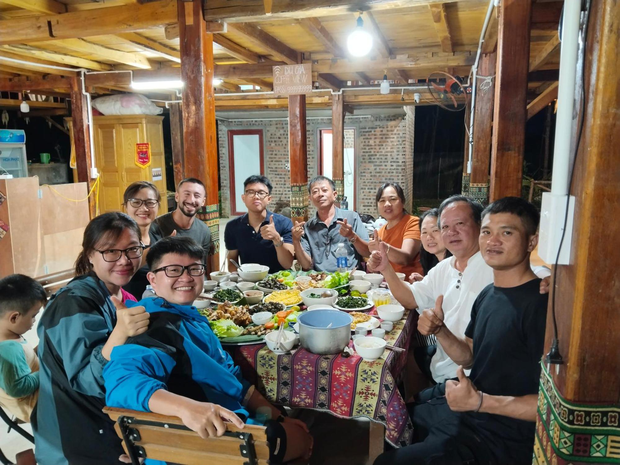 Tay Coc Pang Homestay Làng Cac Kamer foto