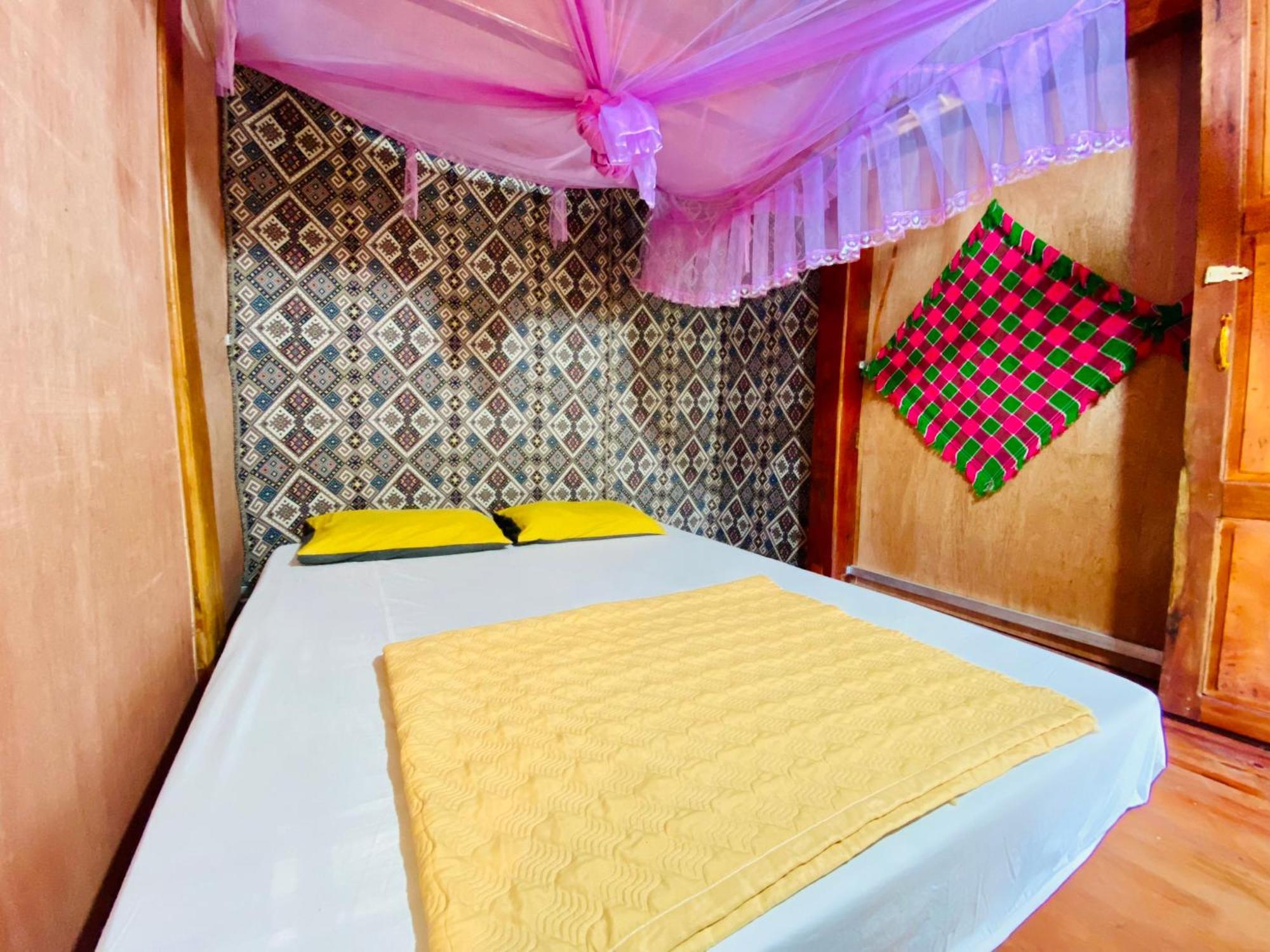 Tay Coc Pang Homestay Làng Cac Kamer foto